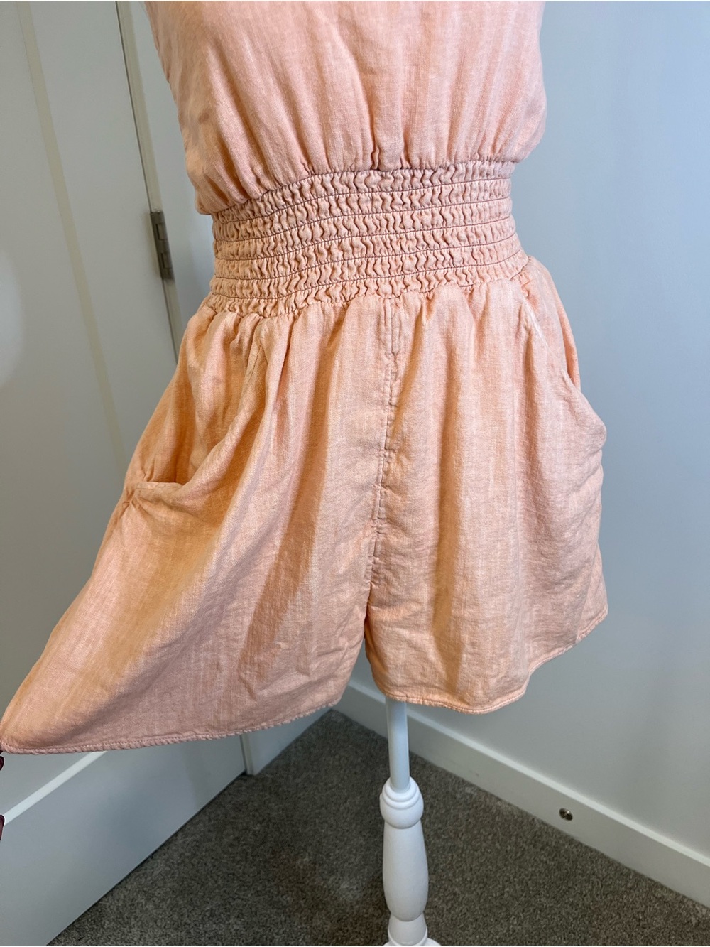 AMERICAN EAGLE Halter Romper in Peach - FREE SHIPPING on Bundles $95+ - Picture 6 of 16